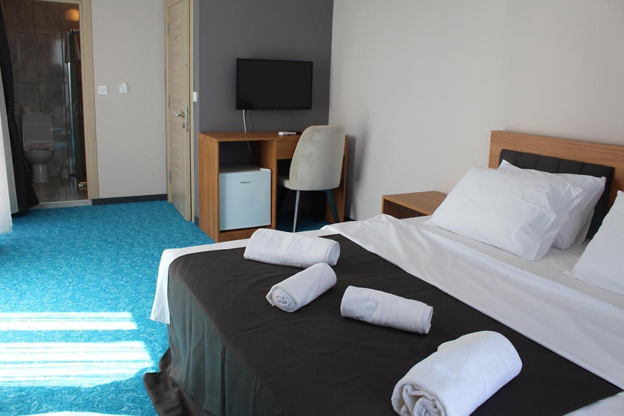 Silver Continent Hostel Silivri Exteriér fotografie